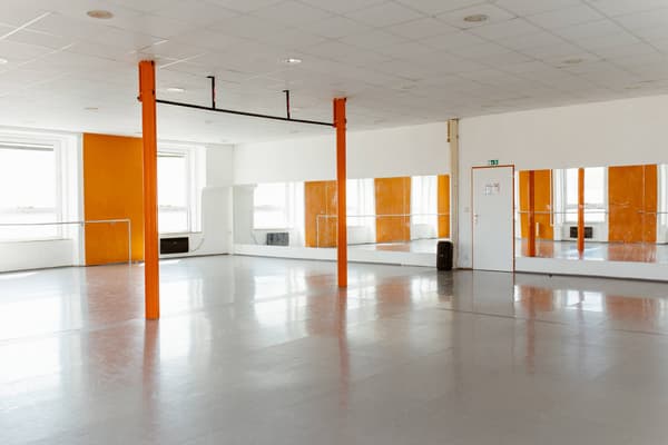 Oranžový sál v 1Clubu