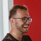 Portrait of reviewer Dan